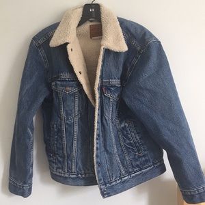 Levi’s Sherpa jacket